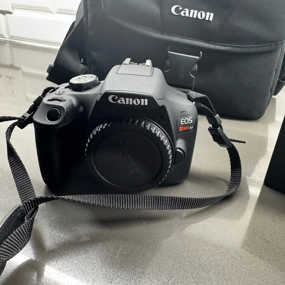 Canon Black Digital Camera Kit with Lenses